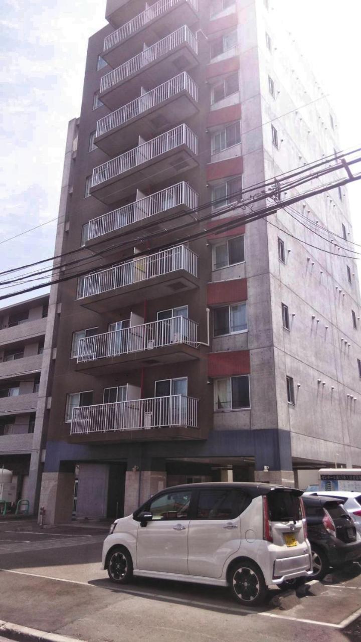 札幌市セレナール8階アパートメント エクステリア 写真
